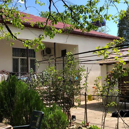 Martvili Guesthouse Exterior photo